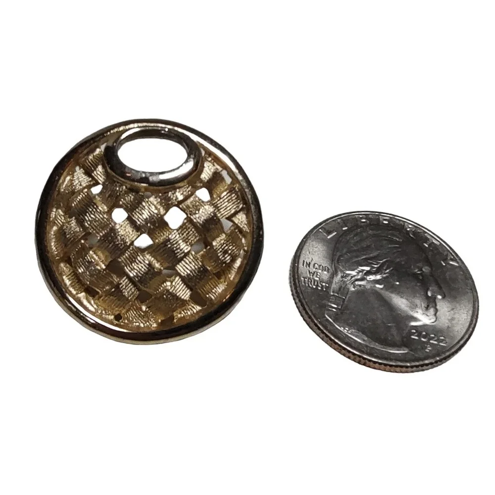 Vintage Sarah Coventry Brooch Gold Tone Round‎ Basket Weave Pin One Inch SEE